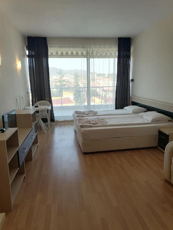 Aparthotel Vris Tsarevo Exterior photo
